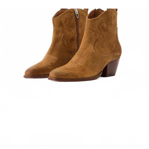 DOLCE VITA Shoes - NEW DOLCE VITA women's shania boot in brown